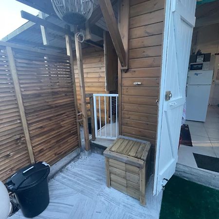 2 Bungalows Au Bord De La Plage De Montal A Moule Loues Individuellement Ou Ensemble Le Moule Exteriör bild