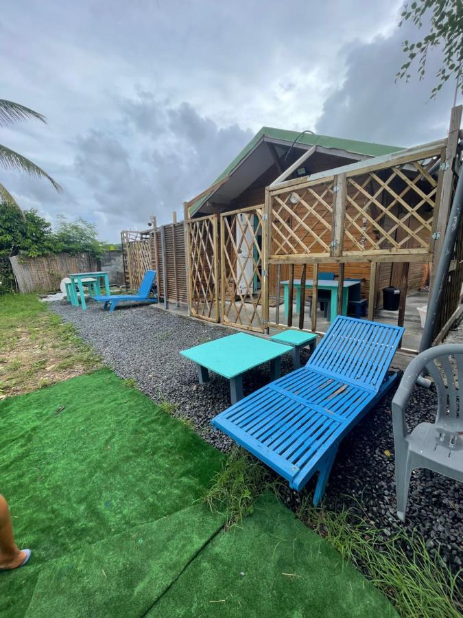 2 Bungalows Au Bord De La Plage De Montal A Moule Loues Individuellement Ou Ensemble Le Moule Exteriör bild
