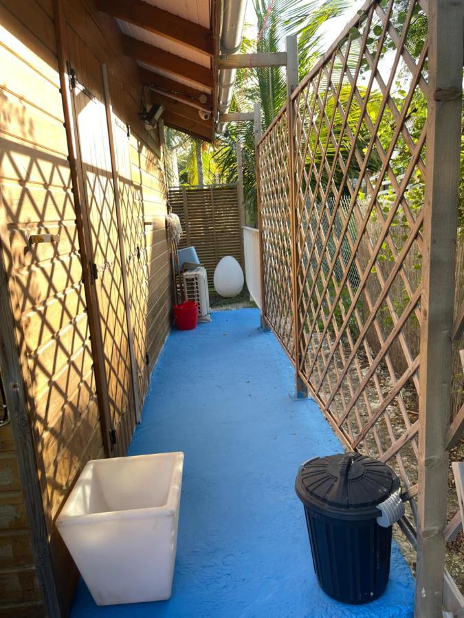 2 Bungalows Au Bord De La Plage De Montal A Moule Loues Individuellement Ou Ensemble Le Moule Exteriör bild